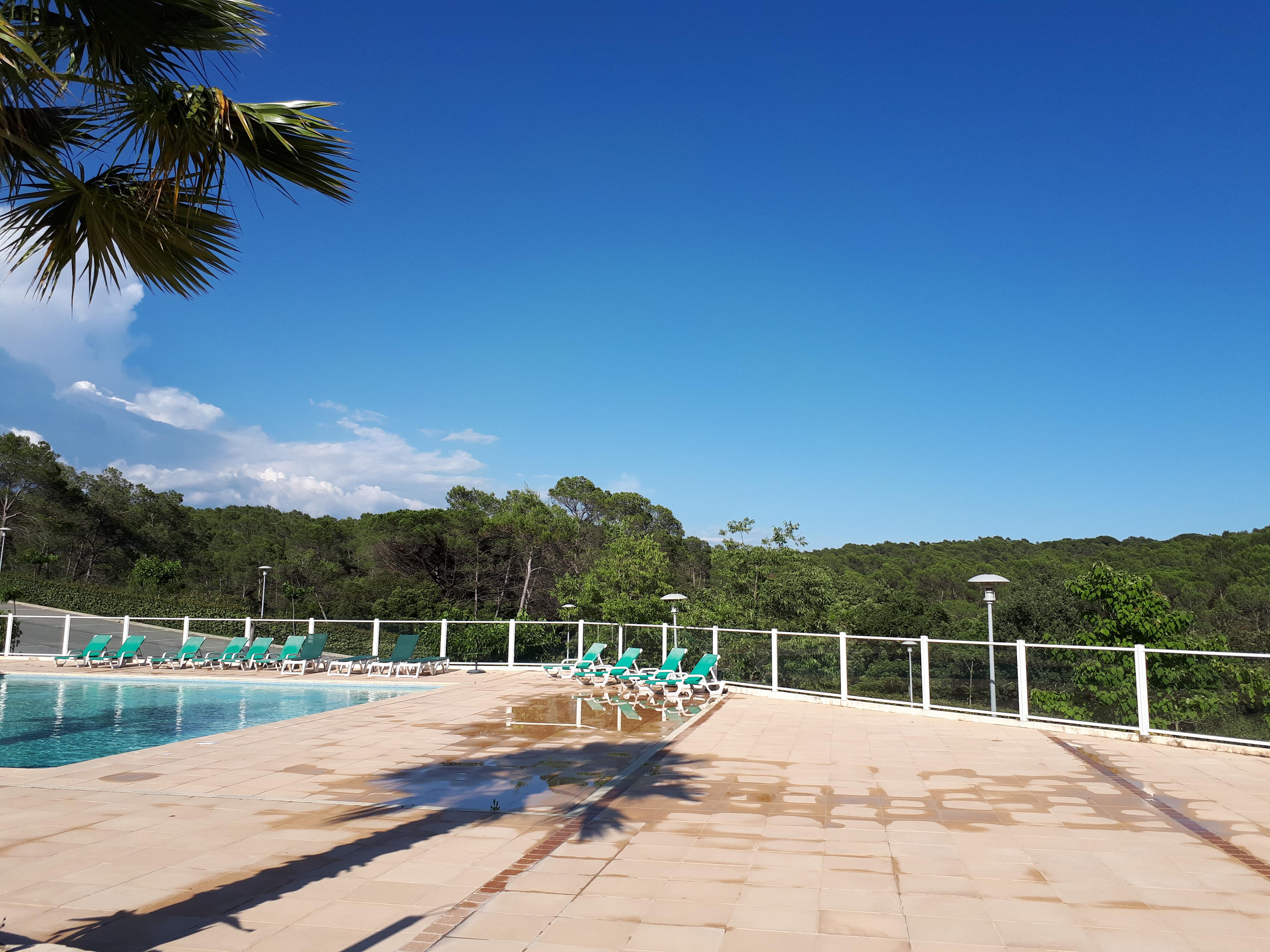 Les Parasols D'Argens Hotel Roquebrune-sur-Argens Exterior foto